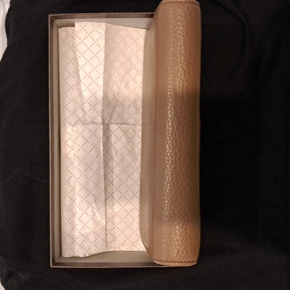 Gucci Soho Brown Leather Flap Continental Wallet Like New - Picture 14 of 17